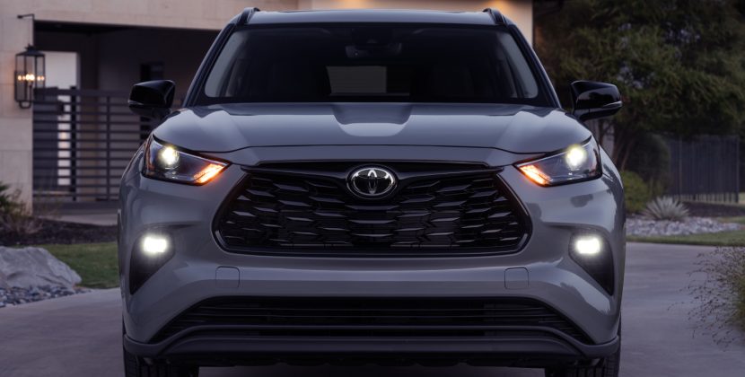 toyota-2025-highlander-hybrid-xle-nightshade-edition-cement-l