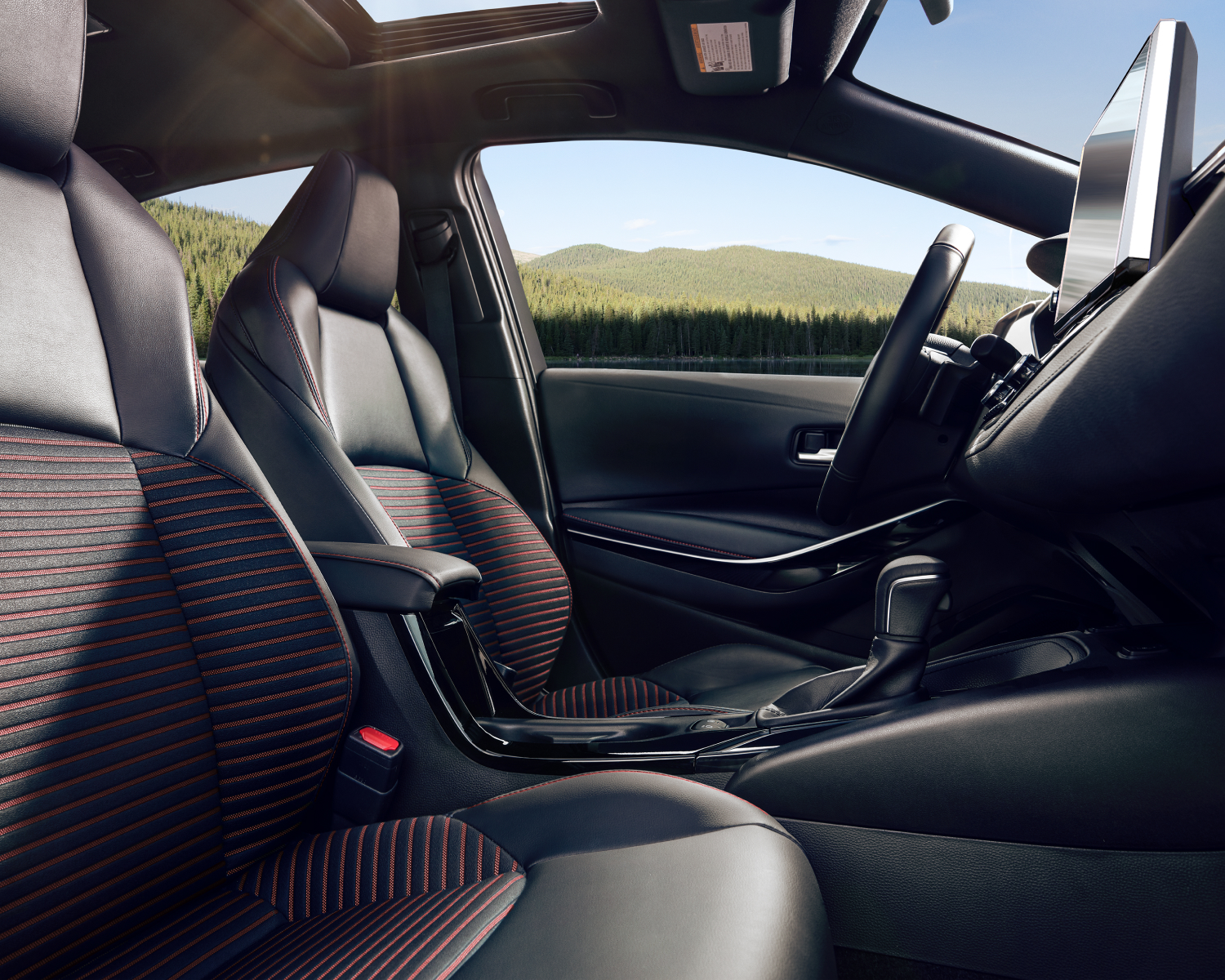 Toyota Corolla or Camry? Get to know which one is the best for you! 